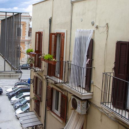 Bari In Un Click Apartment ภายนอก รูปภาพ
